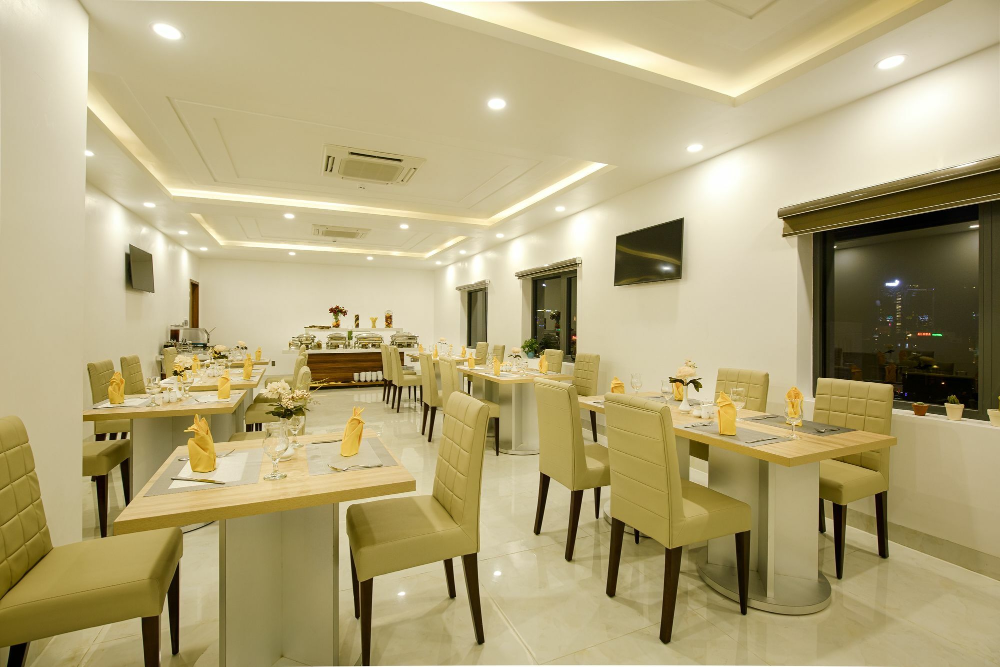Continent Hotel Дананг Экстерьер фото